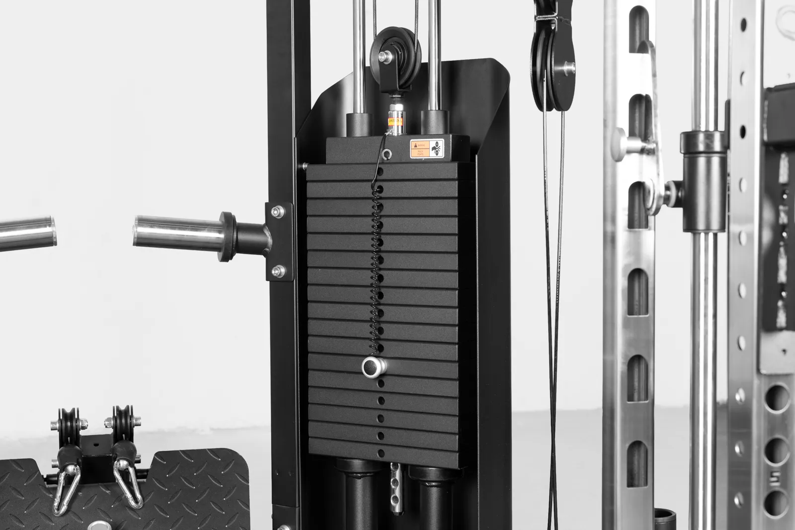Royal Pulley Power Rack SX 40 – večnamenski rack s Smith napravo | KingsBox | KingsBox