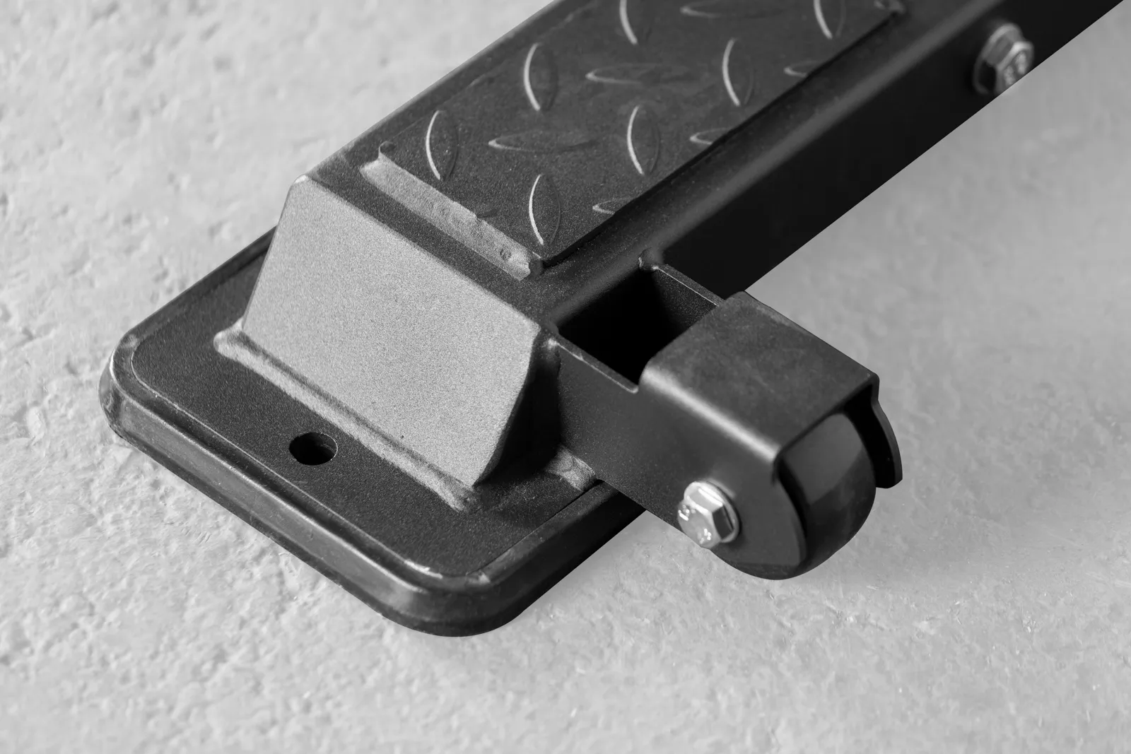 Mighty Adjustable Bench | Verstellbare Hantelbank für funktionelles Fitness- und Krafttraining | KingsBox