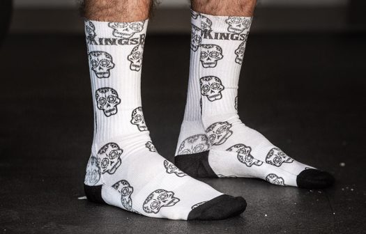 Kingsbox socks - black skull heads