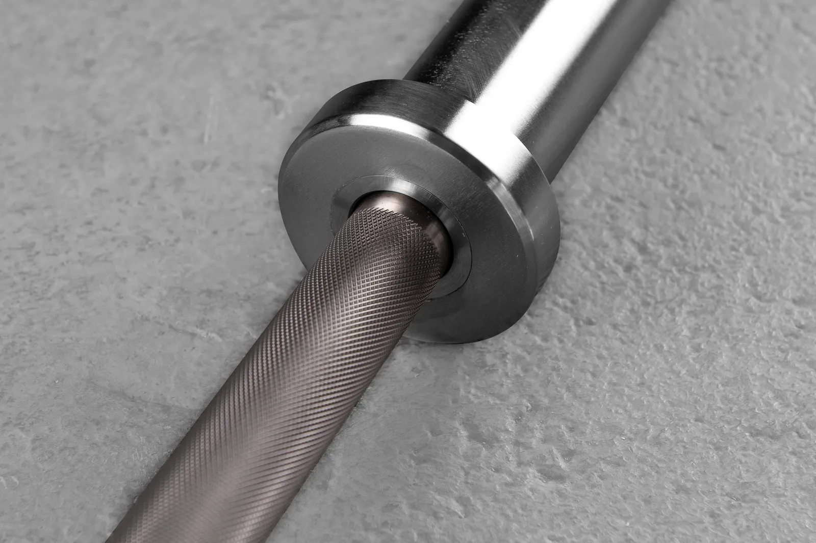 Womens Olympic barbell made out of inox | Fitness barbell for outdoor use | KingsBox