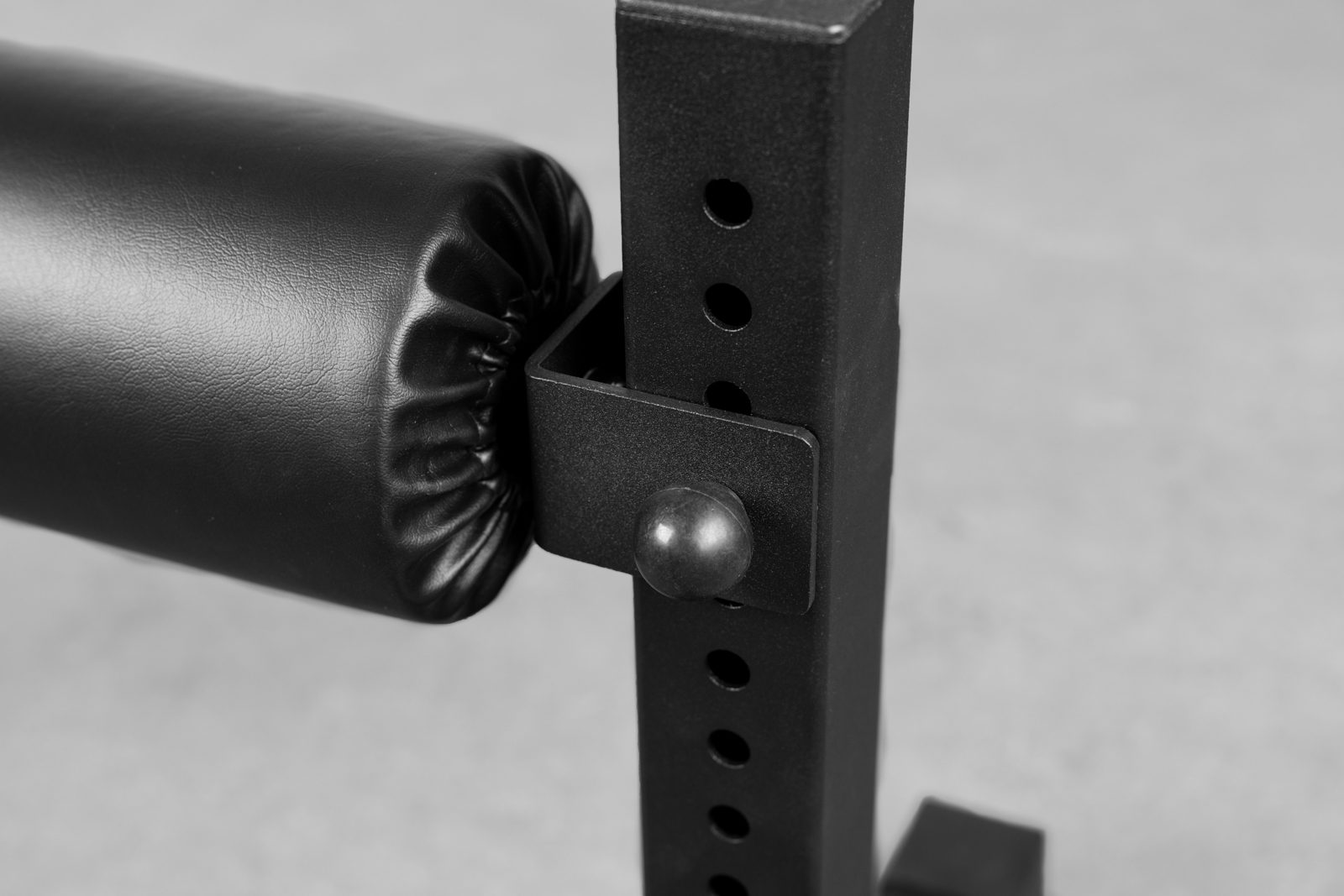 Split Squat Stand F r Tr ning Av Benmusklerna I Gymmet KingsBox