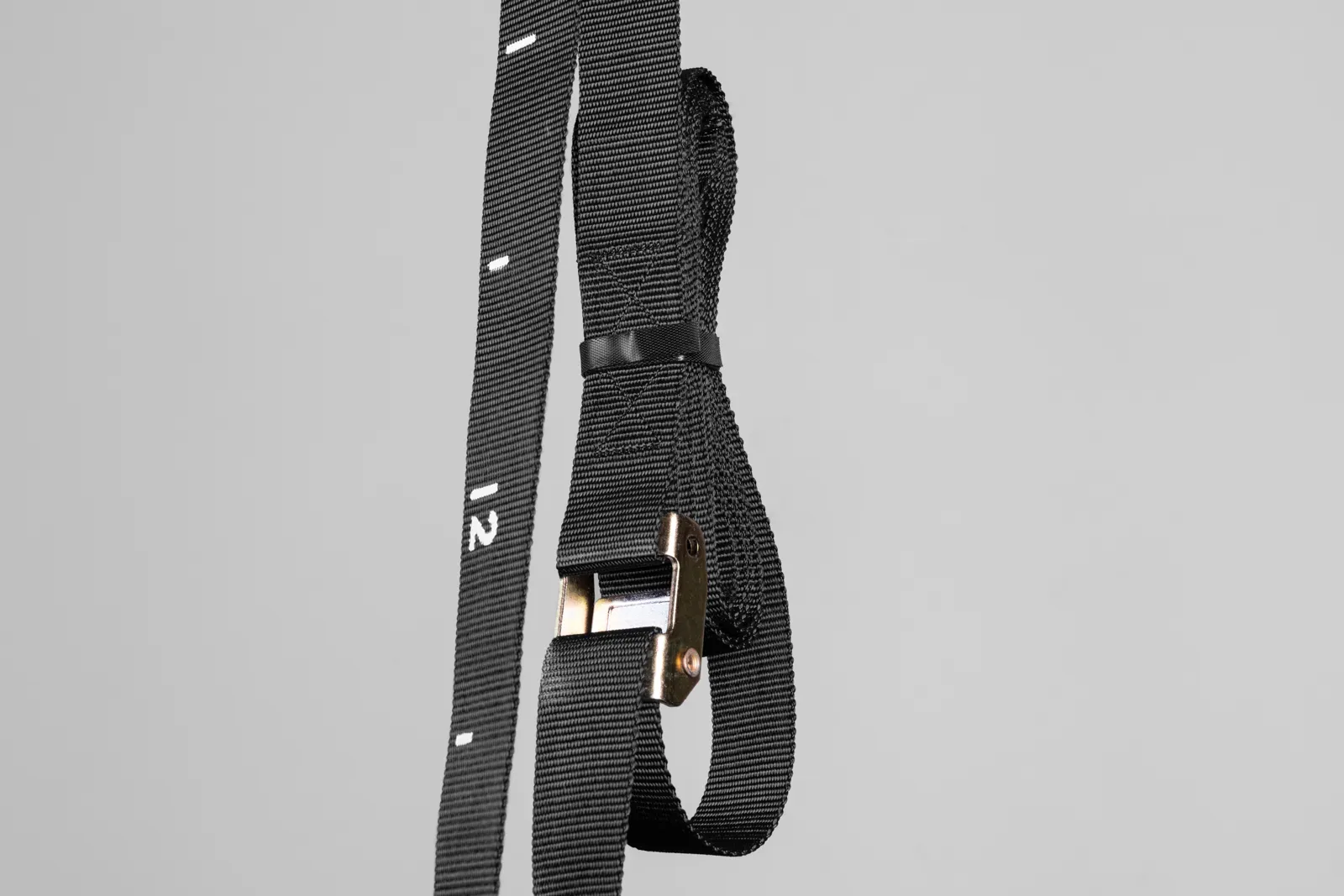 Wooden gymnastic rings with straps for gym training | KingsBox