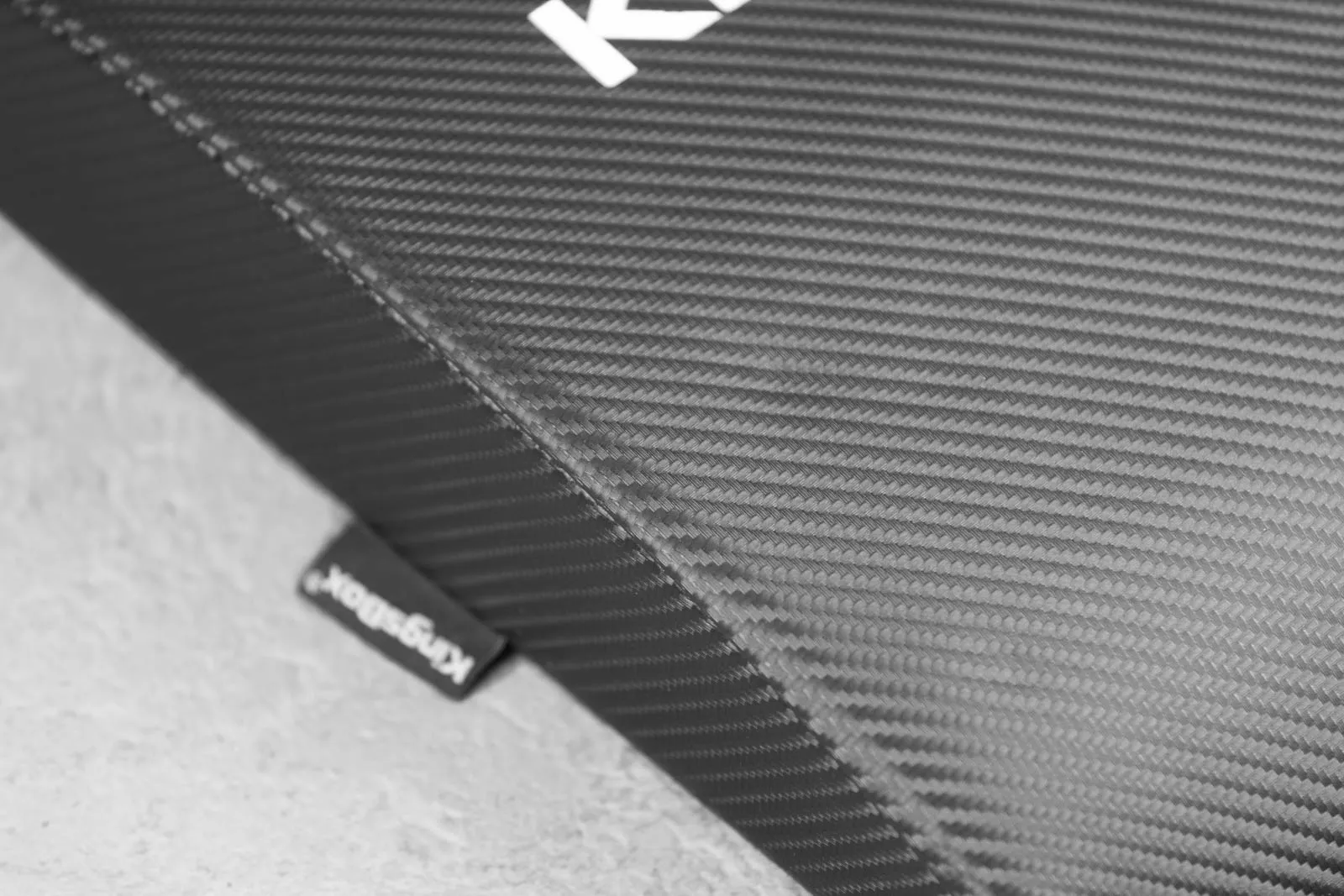 Kingsbox Ab Mat | Estremamente leggero e compatto allo stesso tempo. | KingsBox