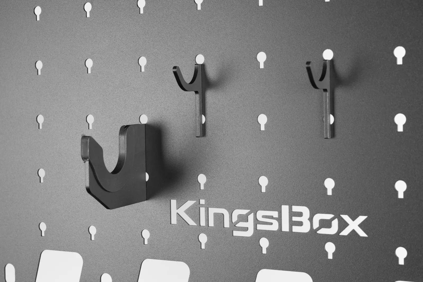 Storage per maniglie I per chi non vuole che gli attacchi per le carrucole rimangano in giro per la palestra | KingsBox