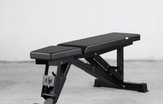 Usado - ultimate adjustable bench