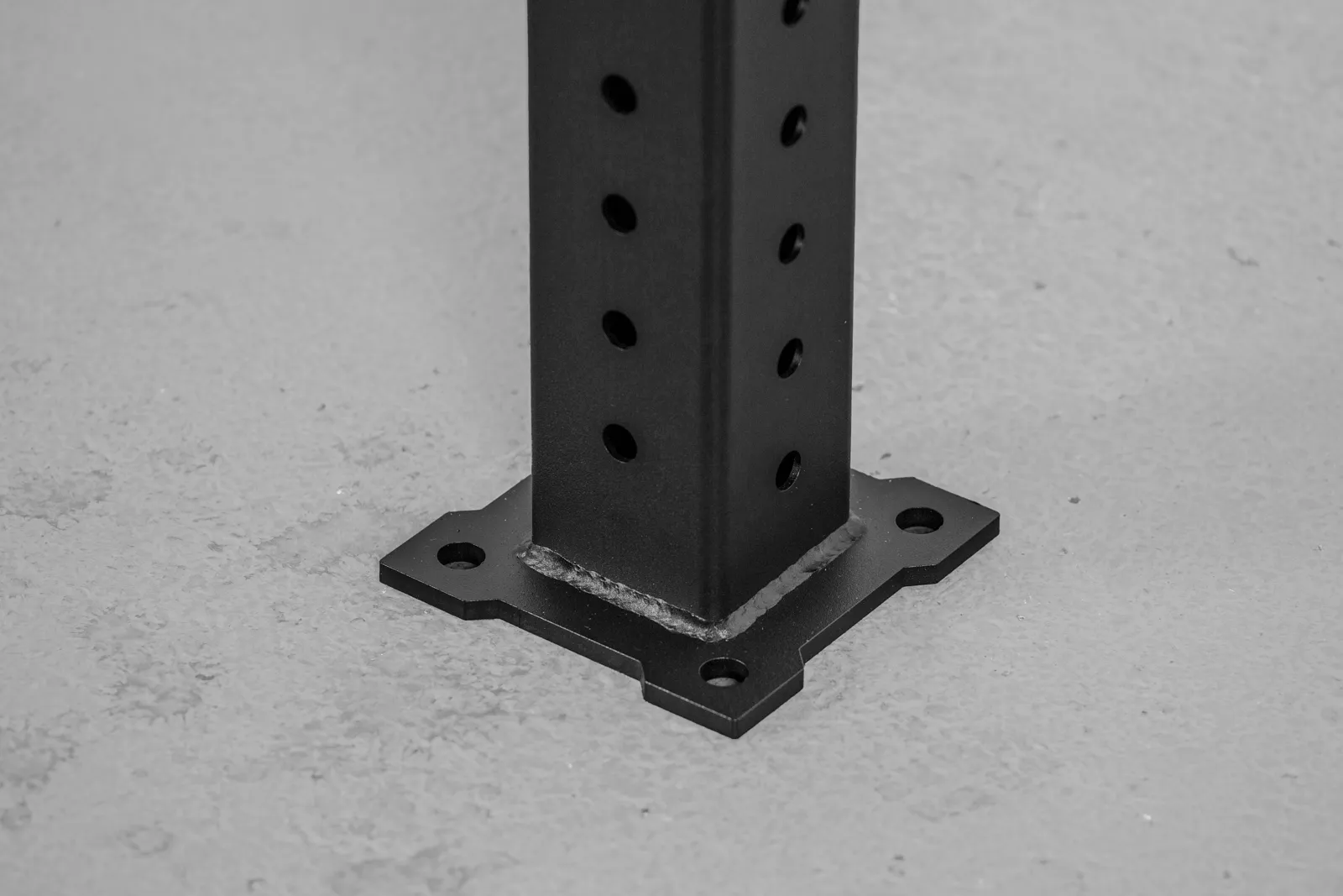 Mighty Wall Squat Station 500 black RAL 9005 FSN | KingsBox