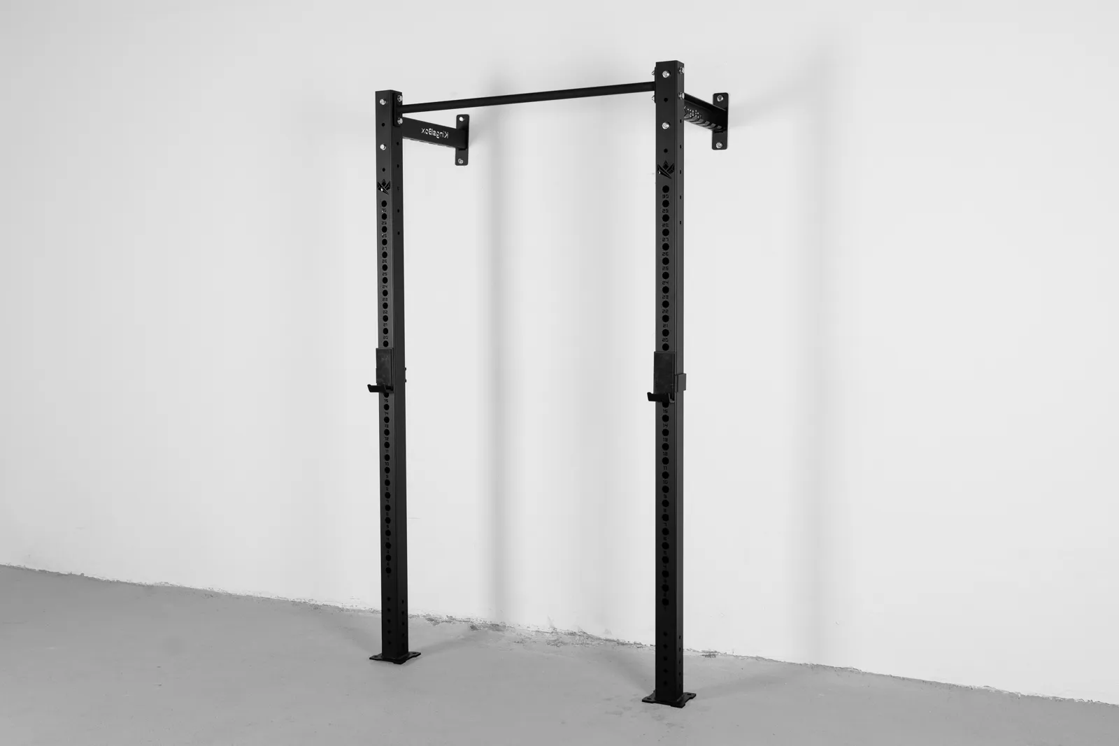 Mighty Wall Squat Station 500 black RAL 9005 FSN | KingsBox