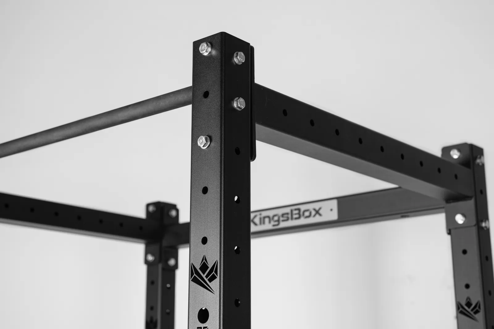 Stojan Mighty Squat Rack Sx-25 | Ocelový stojan pro tělocvičny a domácí posilovny | KingsBox