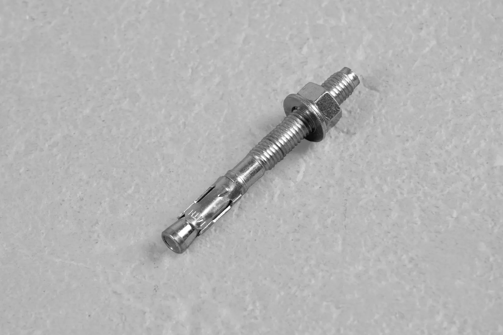 Anchor bolts m12x145 for fixing the Rig to the floor | KingsBox