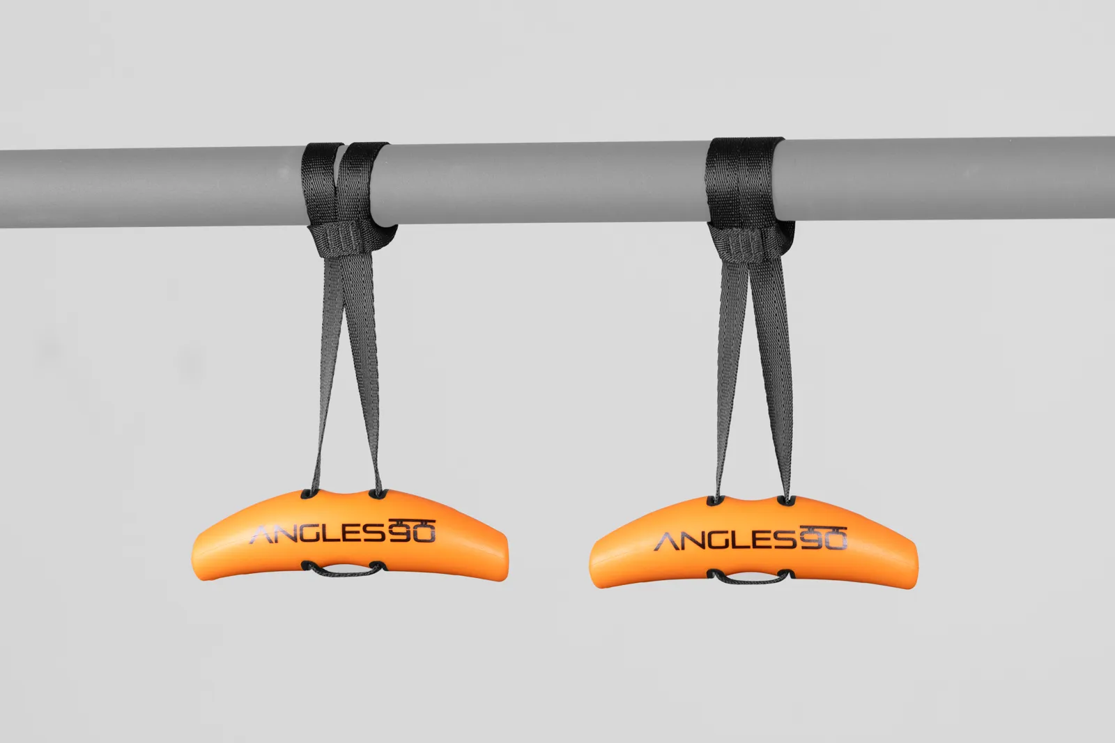 Angles 90 grips I for pull ups, deadlifts, rows, chest pulls | KingsBox