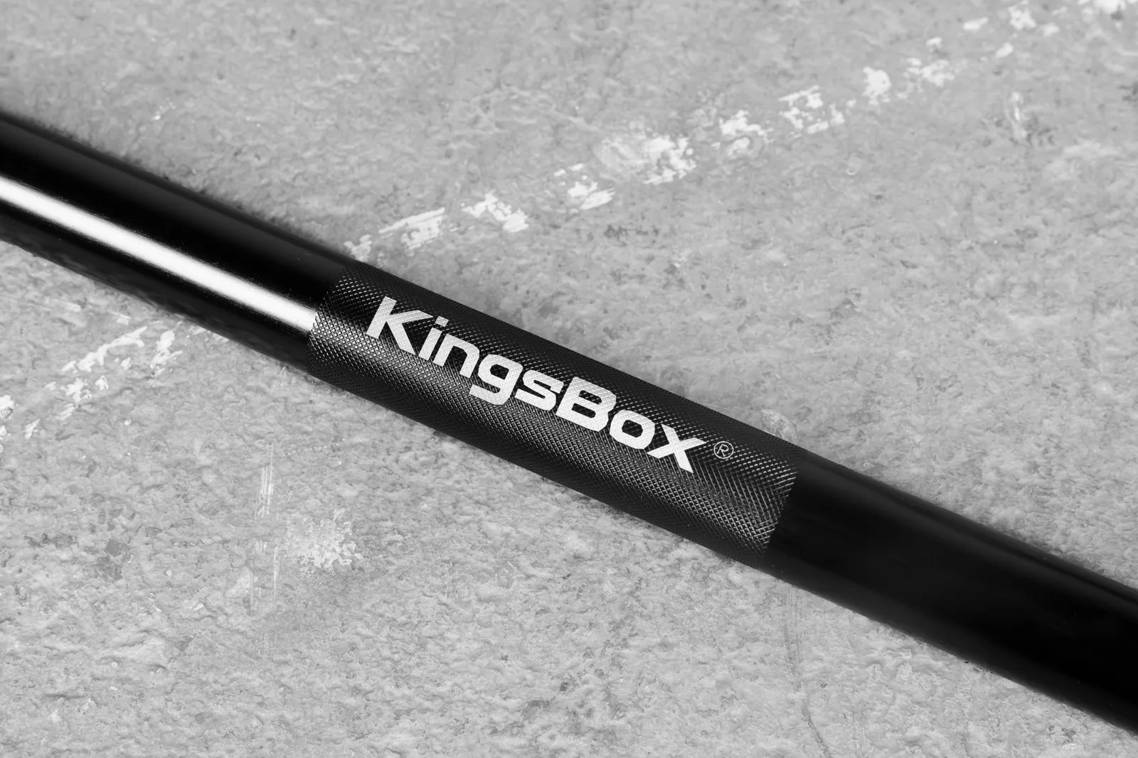 Imperial Cross Over Bar skivstång/ för att lindra belastningen på handleden när du gör funktionella övningar med kabel-maskiner. | KingsBox