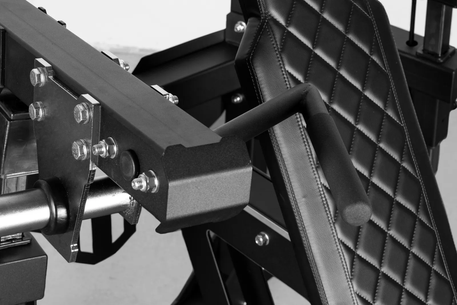 Shoulder press from KingsBox I The Daring Duke | KingsBox